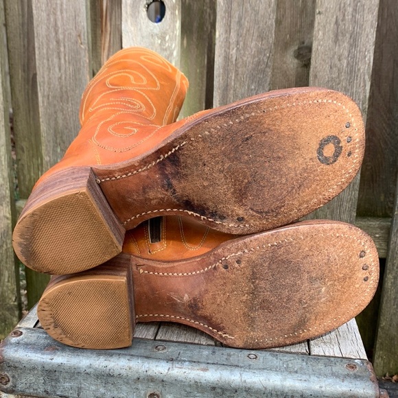 Sold FRYE True Vintage Campus Swirl Embroidery Zippered Tall Knee High Boots 7.5 - Picture 10 of 15